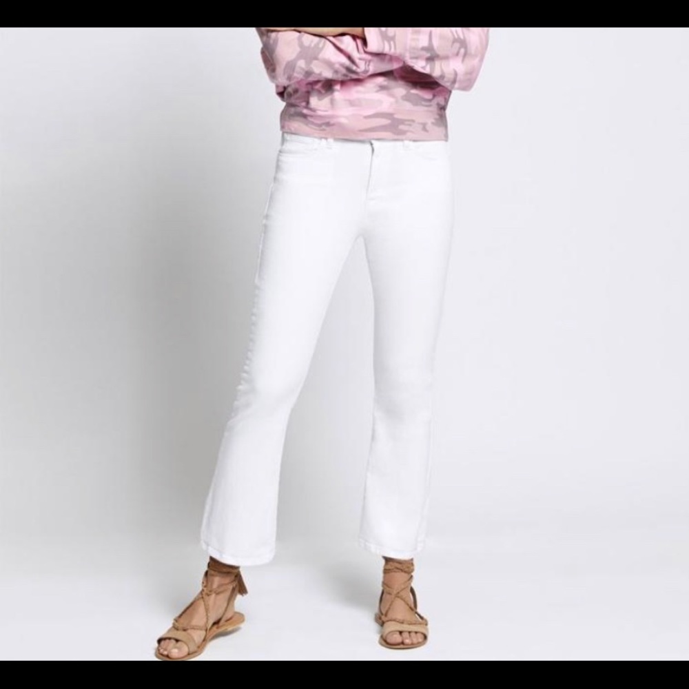Sanctuary white Robbie Kick Crop Jeans sz 25 $35